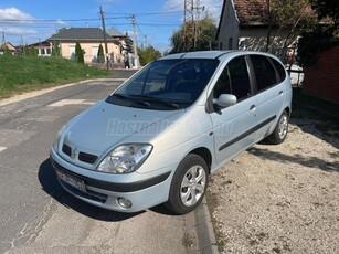 RENAULT SCENIC Scénic 1.4 16V RXE