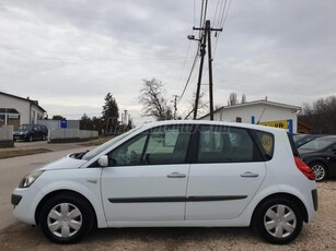 RENAULT SCENIC Scénic 1.4 Voyage