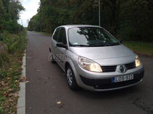 RENAULT SCENIC Scénic 1.4 Voyage