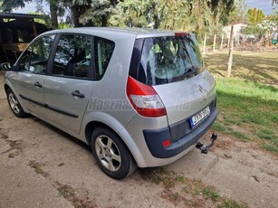 RENAULT SCENIC Scénic 1.5 dCi Authentique Plus