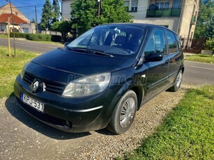 RENAULT SCENIC Scénic 1.5 dCi Authentique Plus