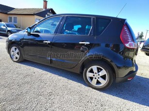 RENAULT SCENIC Scénic 1.5 dCi Dynamique