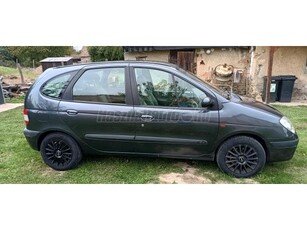 RENAULT SCENIC Scénic 1.6 16V Expression