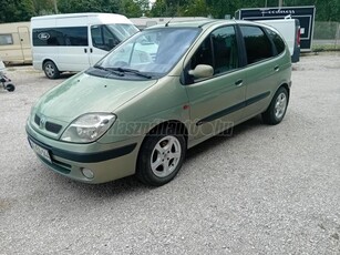 RENAULT SCENIC Scénic 1.6 16V RXT Digitklima.Alufelni.Vonohoróg. Rozsdamentes. Magyarországi