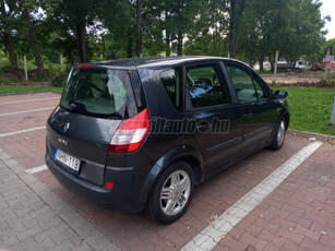 RENAULT SCENIC Scénic 1.6 Dynamique