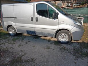 RENAULT TRAFIC 2.0 dCi L1H1 Cool