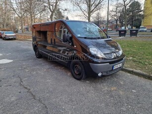 RENAULT TRAFIC 2.0 dCi L1H1P1 Black Edition