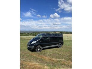 RENAULT TRAFIC 2.0 dCi L1H1P1 Black Edition Quickshift 8 személyes (5 ajtós. 115LE. AT6)