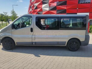 RENAULT TRAFIC 2.0 dCi L2H1P2 Passenger