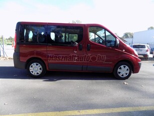 RENAULT TRAFIC 2.0 dCi L2H1P2 Passenger 9 SZEMÉLYES!!!