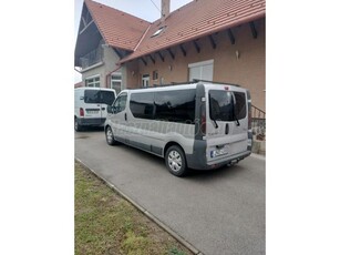 RENAULT TRAFIC 2.5 dCi L2H1 Business