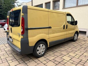 RENAULT TRAFIC 2.5 dCi L2H2 Komfort