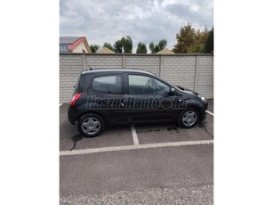 RENAULT TWINGO 1.2 16V Dynamique