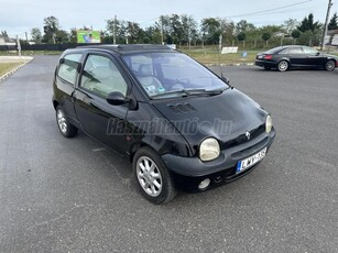 RENAULT TWINGO 1.2 16V Initiale