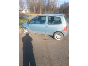 RENAULT TWINGO 1.2 16V Initiale