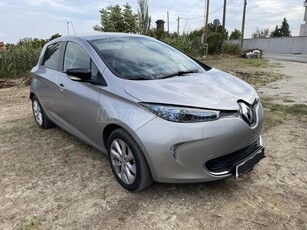 RENAULT ZOE Intens Q210 SAJÁT AKKUMULÁTOR. NAVI. TEMPOMAT. KAMERA. 4 TÉLIGUMI