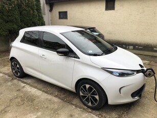 RENAULT ZOE Z.E. R90 41 kWh Intens (Automata) MAGYAR AUTO 1 TULAJ SZERVÍZKÖNYV BAUMGARTNERNÉL VETT BALESETMENTES 262KM HATÓTÁV