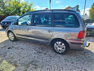 SEAT ALHAMBRA 1.9 PD TDI Signo Westfalia