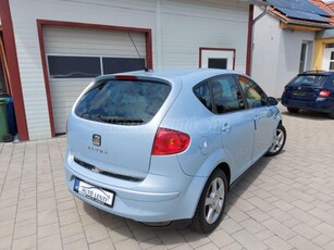 SEAT ALTEA 1.6 MPI Reference SZERVIZKÖNYV. 219.000 KM. MAGYARORSZÁGI. TEMPOMAT