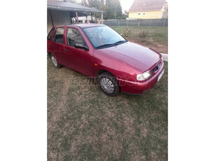 SEAT IBIZA 1.0i E