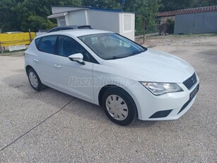 SEAT LEON 1.2 TSI Reference Start&Stop ELSŐ TULAJDONOS.SZERVIZKÖNYV.ÜLÉSFŰTÉS.ÉRINTŐKIJELZŐ