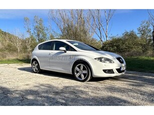 SEAT LEON 1.6 MPI White Edition