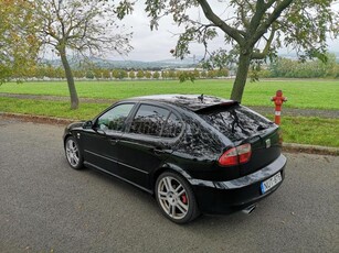 SEAT LEON 1.8 T 20V Cupra R