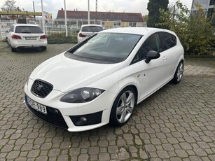 SEAT LEON 2.0 TFSI FR Gyári ABT-265LE-Újszerű állapotban!