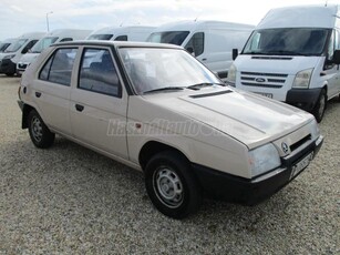 SKODA FAVORIT 136 L