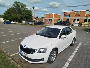 SKODA OCTAVIA 1.0 TSI Style Mo.-i. Vezetett szervizkönyv