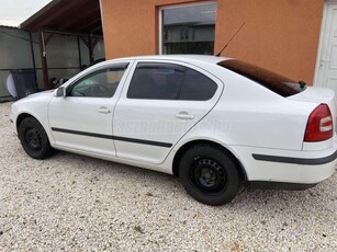 SKODA OCTAVIA 1.4 Classic !ELSŐ TULAJDONOSTÓL!KLÍMA!GYÁRI HIFI!MAGYARORSZÁGI!