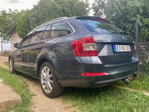 SKODA OCTAVIA 1.4 TSI Style KIEMELKEDŐ FELSZERELTSÉG - KEYLESS - XENON - NAGY NAVI