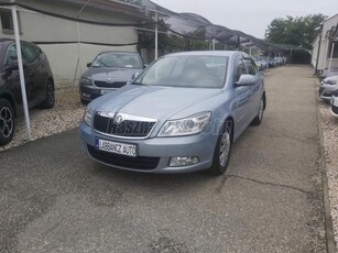 SKODA OCTAVIA 1.6 Ambiente