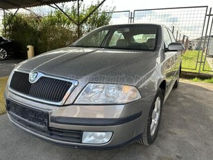 SKODA OCTAVIA 1.6 Ambiente Tiptronic ic