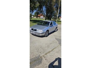 SKODA OCTAVIA 1.6 Classic