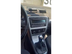 SKODA OCTAVIA 1.6 CR TDI Ambition DPF SZKÖNYV