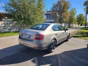 SKODA OCTAVIA 1.6 CR TDI Ambition DSG