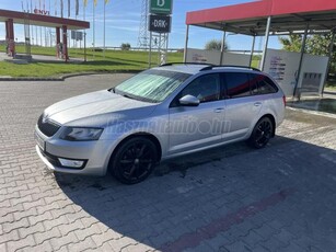 SKODA OCTAVIA 1.6 CR TDI Ambition DSG