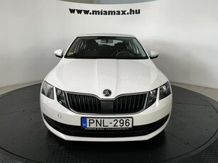 SKODA OCTAVIA 1.6 CR TDI Ambition magyar. 1 tulaj. gyári fényezésű. végig vezetett szervizkönyves. ÁFA-s