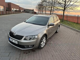 SKODA OCTAVIA 1.6 CR TDI Elegance DSG