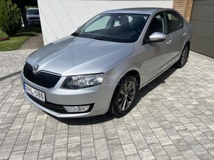 SKODA OCTAVIA 1.6 CR TDI Elegance magyarországi. szervizkönyves!