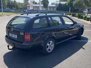 SKODA OCTAVIA 1.6 Elegance