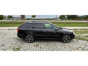 SKODA OCTAVIA 1.6 FSI Elegance