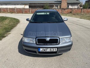 SKODA OCTAVIA 1.6 Tour / második tulajtól! / vonóhorog / szervizkönyv