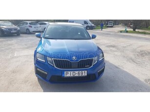 SKODA OCTAVIA 2.0 CR TDI RS 4x4 DSG 08.16-án kötelező szerviz. Tetőablak. Állófűtés. 2. tulajdonostól