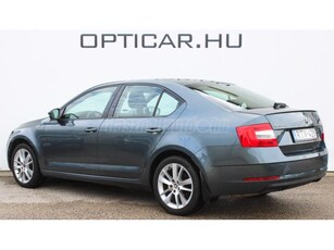 SKODA OCTAVIA 2.0 TSI Style DSG Navi!APP!LED!Ülésfűtés!Parkolóradar!Mo-i!1.tulaj!104.530Km!ÁFÁ-s!