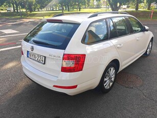 SKODA OCTAVIA Combi 1.0 TSI Ambition