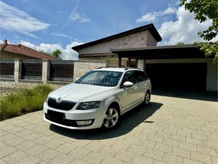 SKODA OCTAVIA Combi 1.2 TSI Elegance