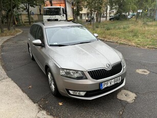 SKODA OCTAVIA Combi 1.6 CR TDI Style / 1 milliós friss szerviz. Carplay. Android