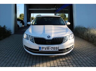 SKODA OCTAVIA Combi 1.6 CR TDI Style Mo.-i. 1 Tul!